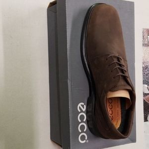 BRAND NEW Ecco men's Helsinki 9-9.5 coffee color